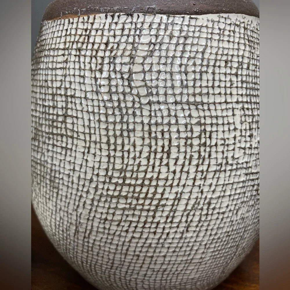 Ceramic Storage Jar with Pull Lid